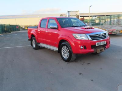 TOYOTA HILUX