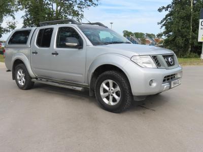 NISSAN NAVARA