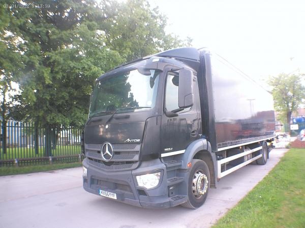 MERCEDES 1824